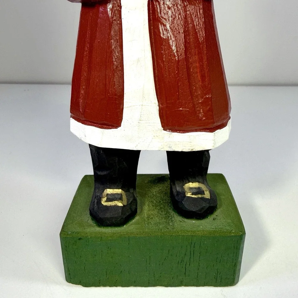 Vintage Hand Carved Wood Santa Claus Figurine Christmas Folk Art Decor 10.25